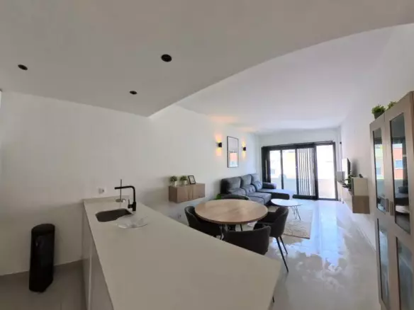 2-bedroom Property In Torrevieja, Spain (93 M²)