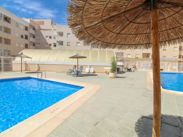 3-bedroom Apartment In Torrevieja, Spain (126 M²)