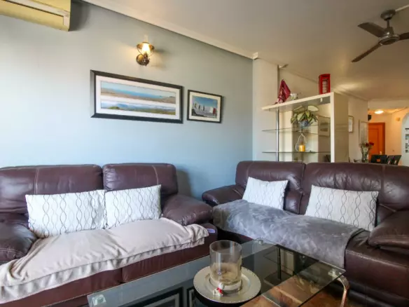 3-bedroom Apartment In Torrevieja, Spain (126 M²)