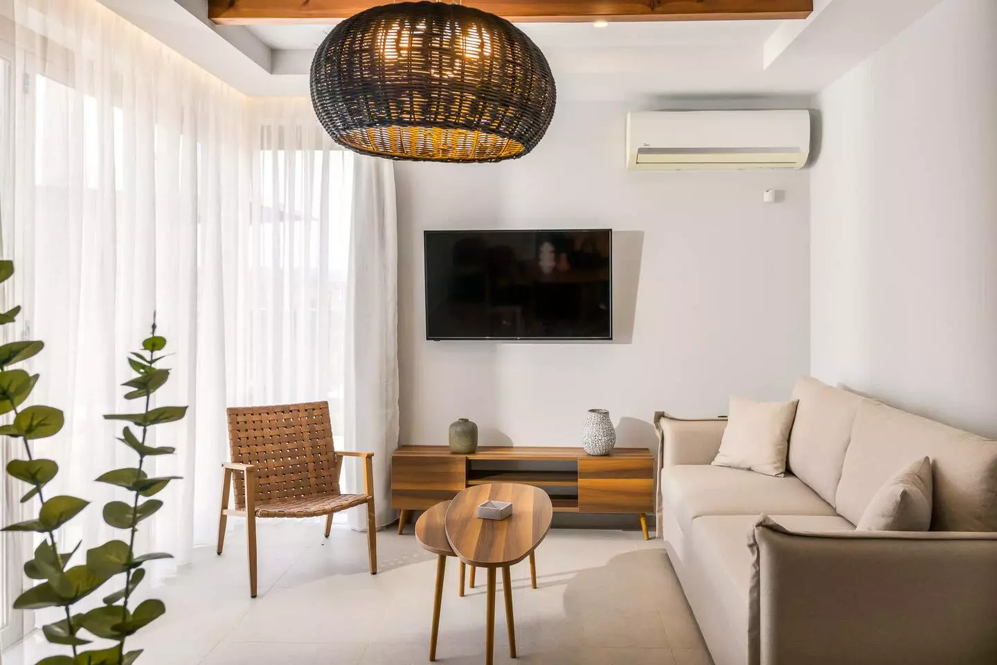 Investment Opportunity: Complex Of 3 Luxury Villas With Pools And Expansion Potential – Anopolis, Heraklion