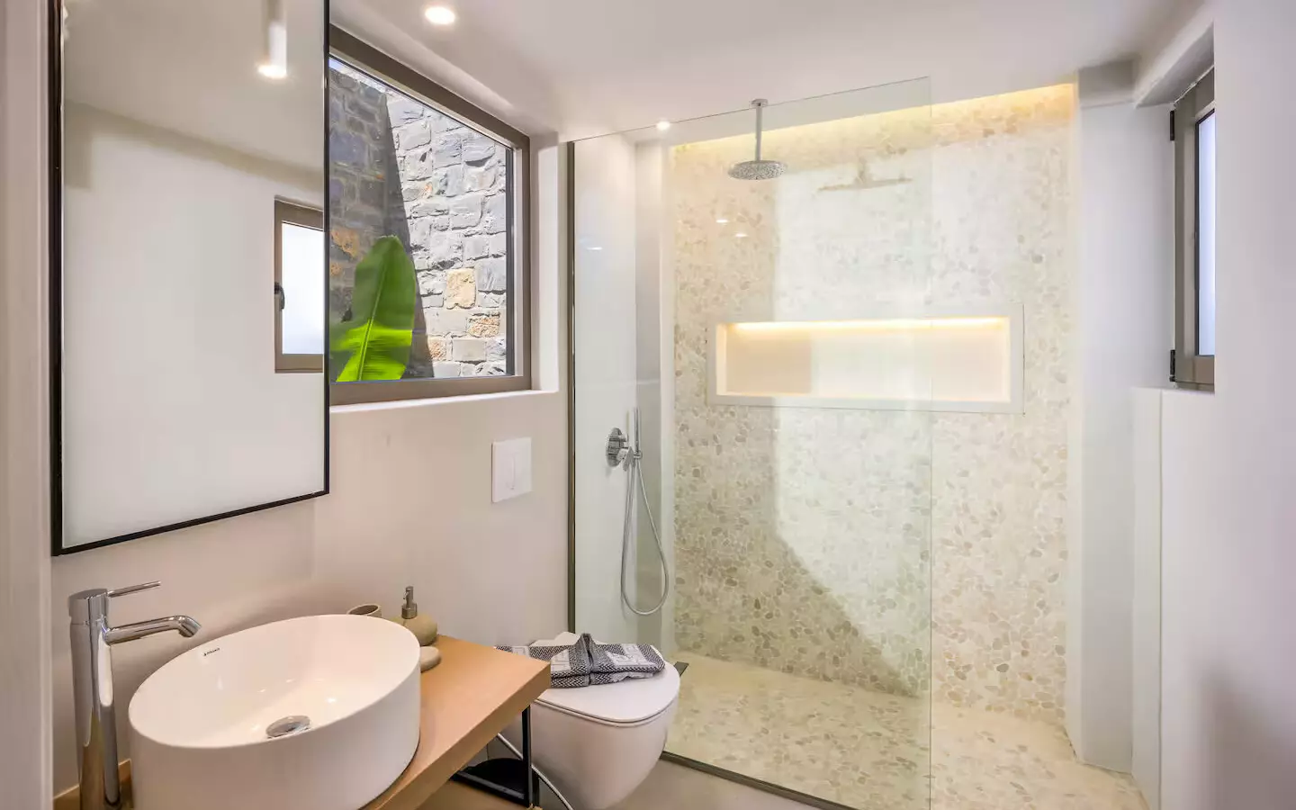 Investment Opportunity: Complex Of 3 Luxury Villas With Pools And Expansion Potential – Anopolis, Heraklion