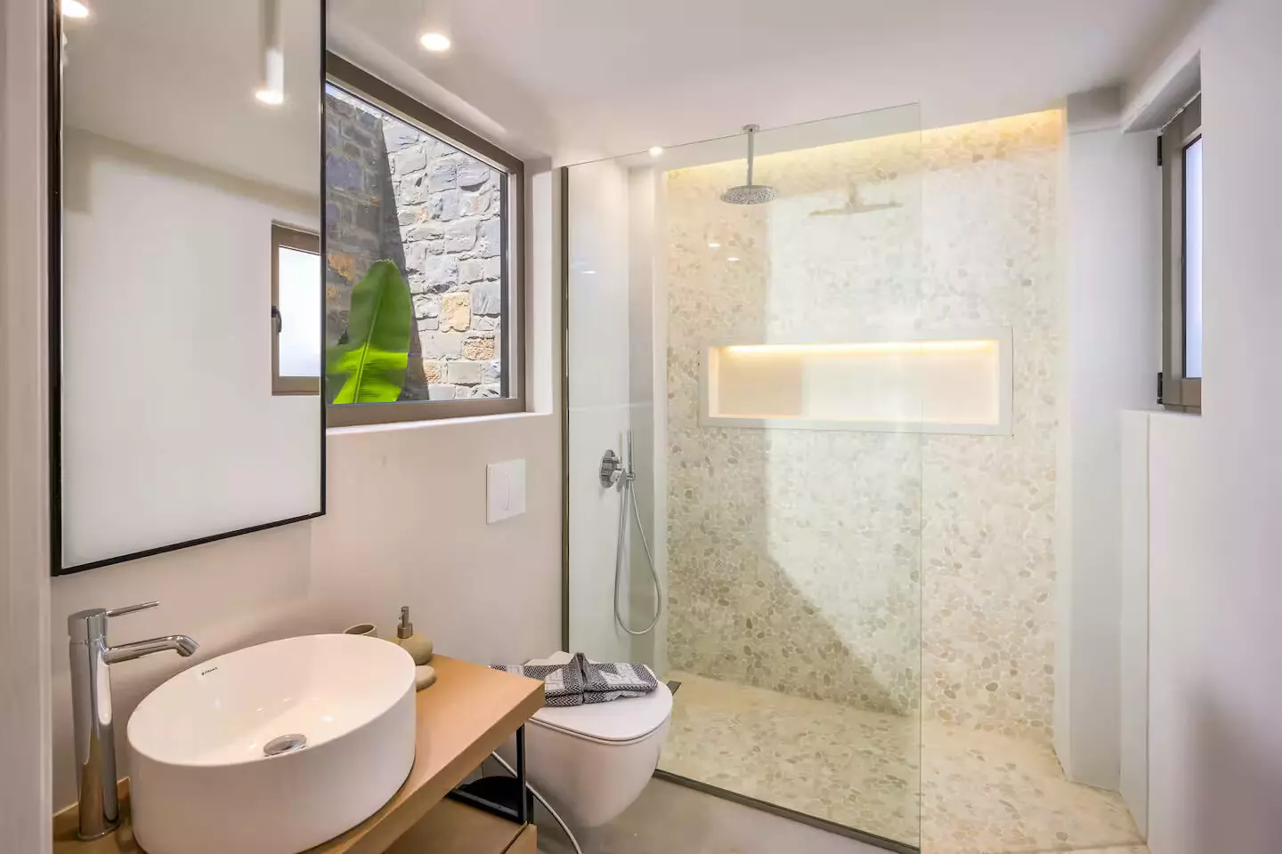 Investment Opportunity: Complex Of 3 Luxury Villas With Pools And Expansion Potential – Anopolis, Heraklion