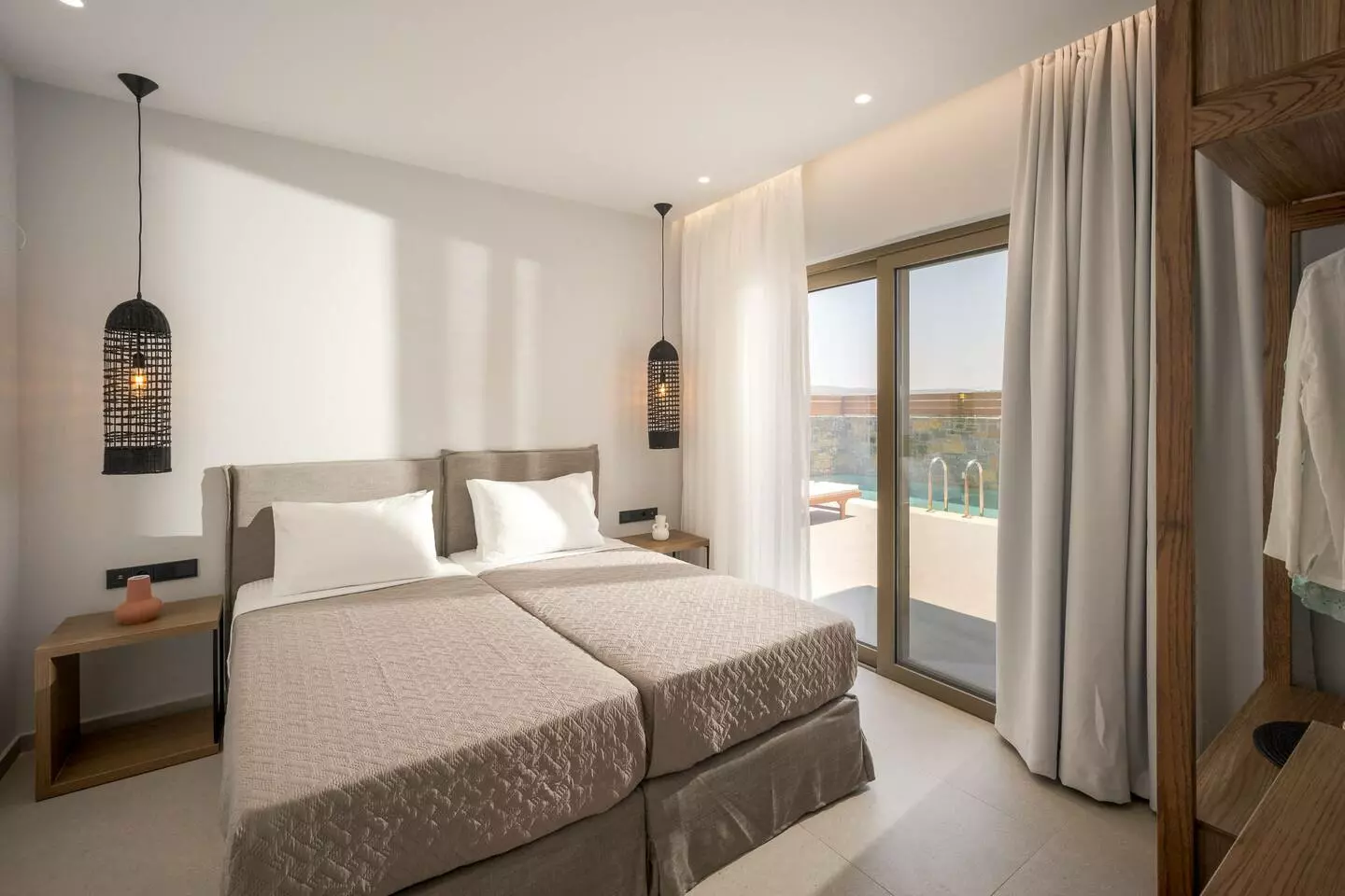 Investment Opportunity: Complex Of 3 Luxury Villas With Pools And Expansion Potential – Anopolis, Heraklion