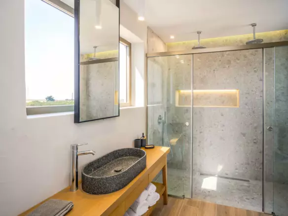 Investment Opportunity: Complex Of 3 Luxury Villas With Pools And Expansion Potential – Anopolis, Heraklion