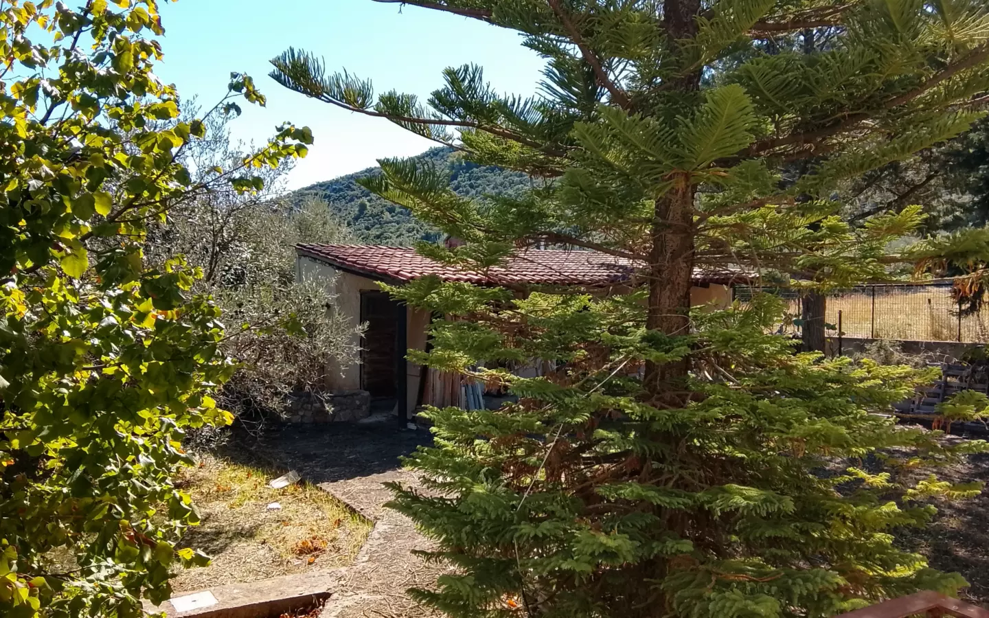Greece Tragana, Fthiotida Detached House (240 Sqm Total, Comprising 2 Maisonettes) On A 1,700 Sqm Plot