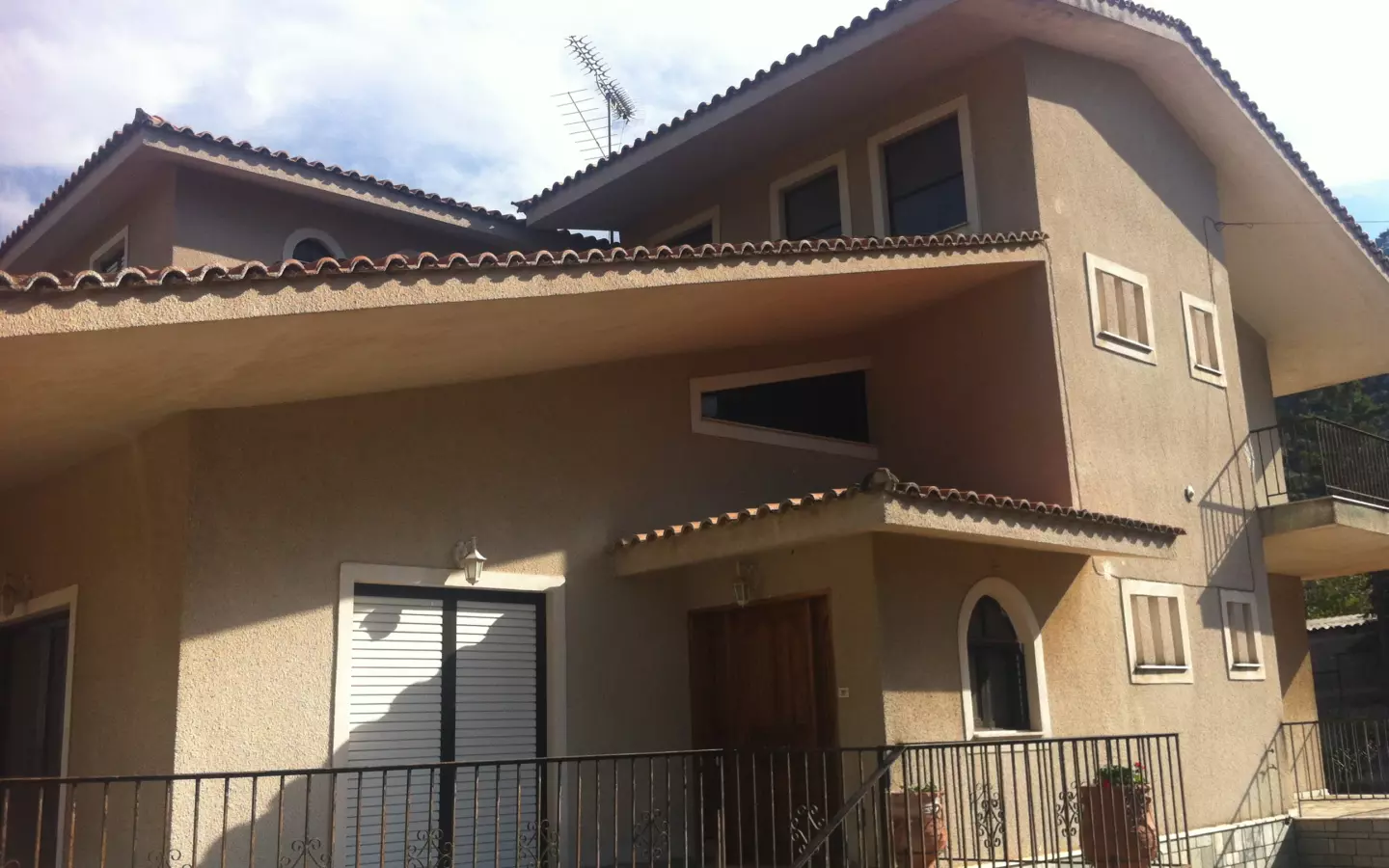 Greece Tragana, Fthiotida Detached House (240 Sqm Total, Comprising 2 Maisonettes) On A 1,700 Sqm Plot