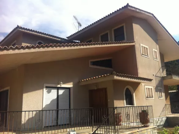 Greece Tragana, Fthiotida Detached House (240 Sqm Total, Comprising 2 Maisonettes) On A 1,700 Sqm Plot