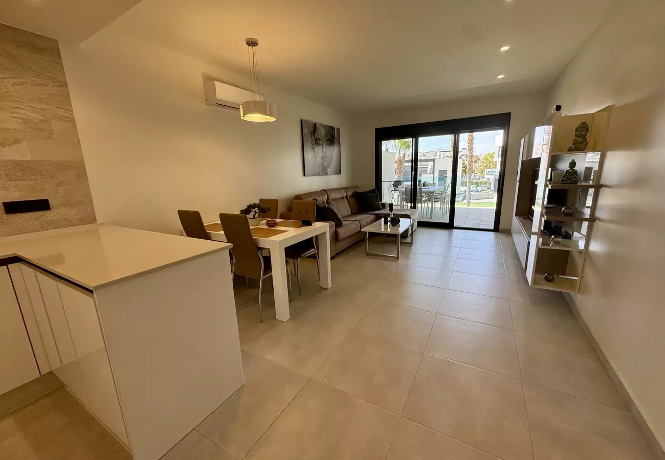 2-bedroom Apartment In Guardamar Del Segura, Spain