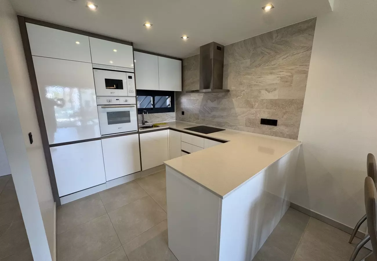 2-bedroom Apartment In Guardamar Del Segura, Spain