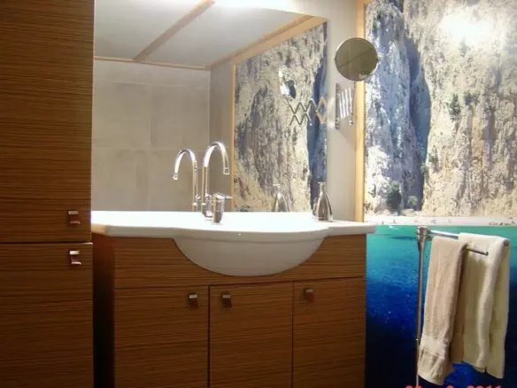 2-bedroom Flat In Agia Varvara, Greece (111 M²)