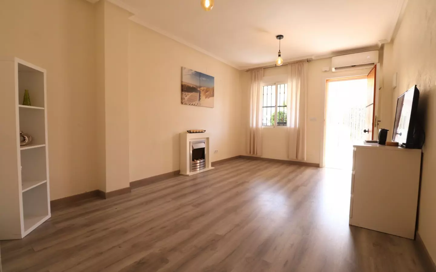 2-bedroom Townhouse In Algorfa, Spain (88 M²)