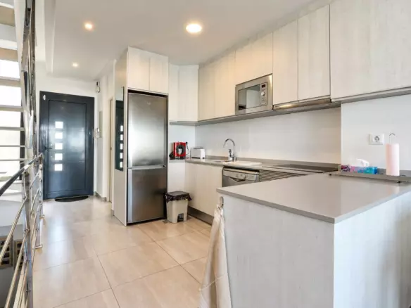 3-bedroom Townhouse In Benijofar, Spain (117 M²)