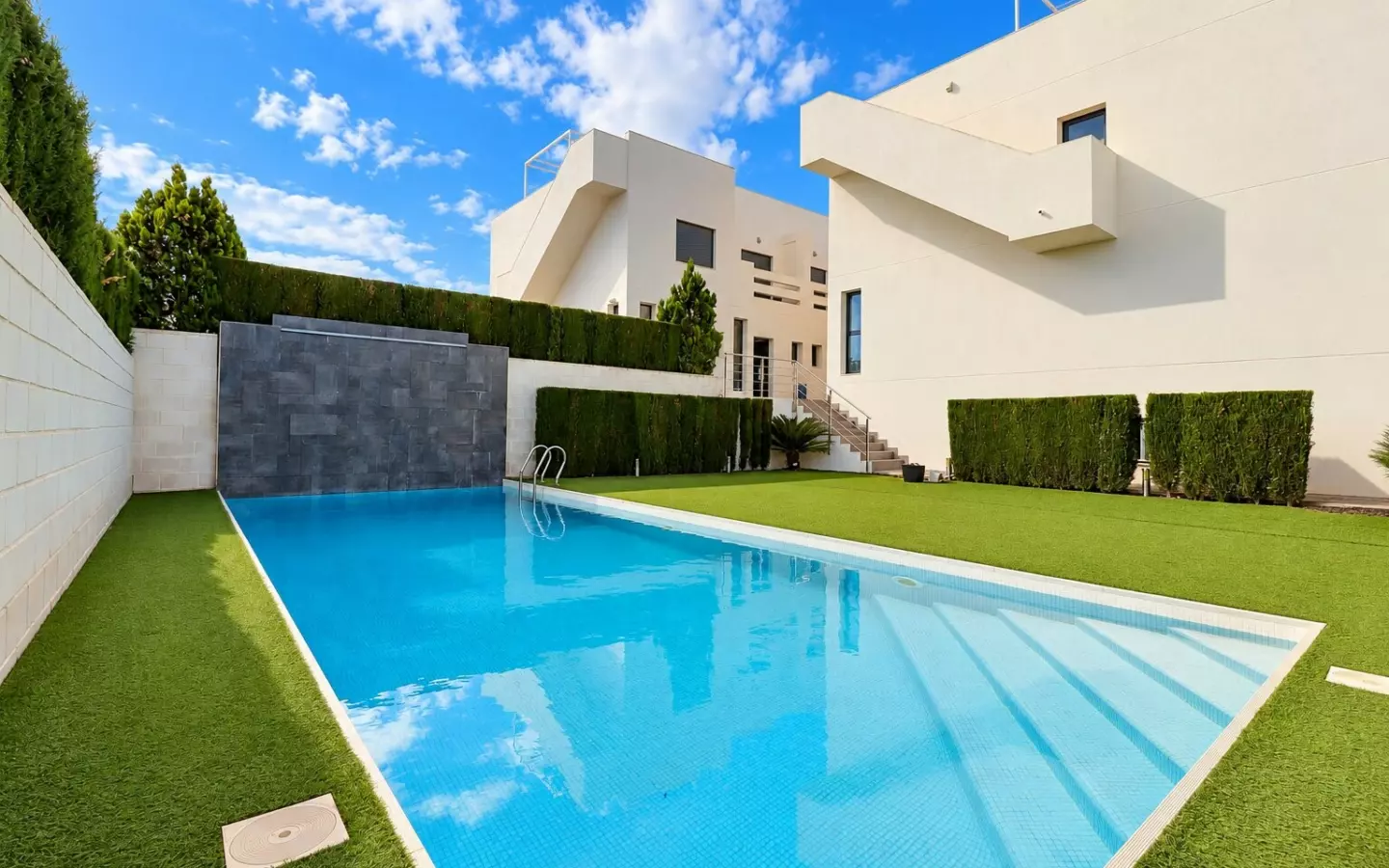 3-bedroom Townhouse In Benijofar, Spain (117 M²)