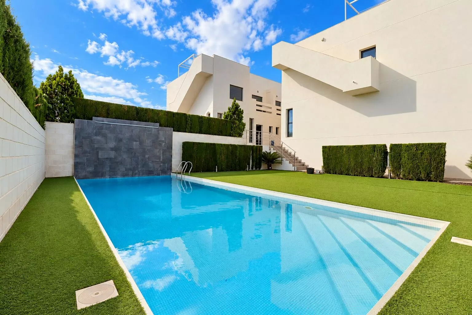 3-bedroom Townhouse In Benijofar, Spain (117 M²)