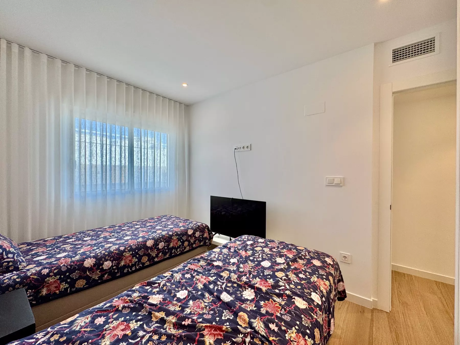 p-4d735a3a5d8b19a8-1a96b0 3-bedroom Penthouse In Pilar De La Horadada, Spain (110 M²)