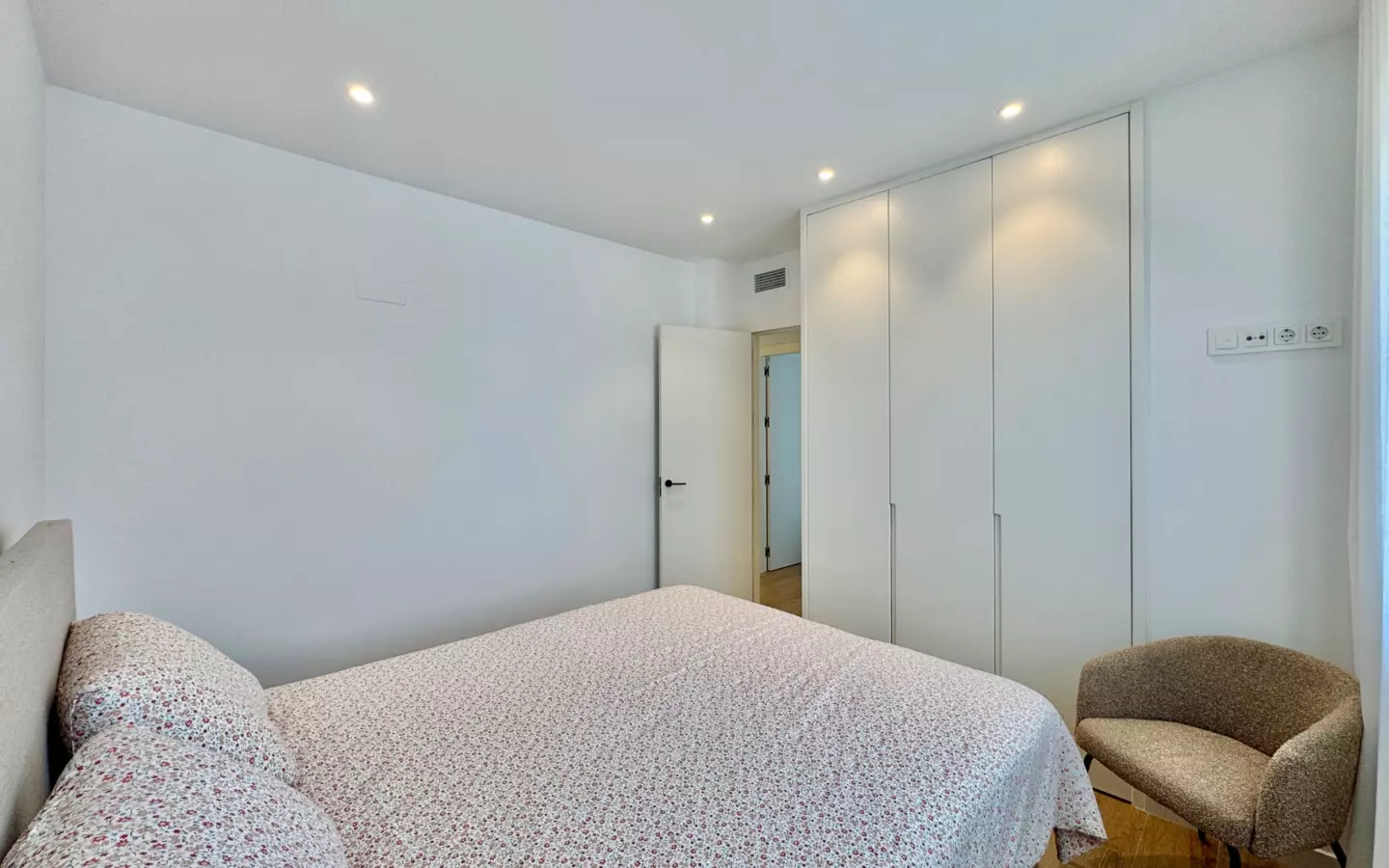 3-bedroom Penthouse In Pilar De La Horadada, Spain (110 M²)