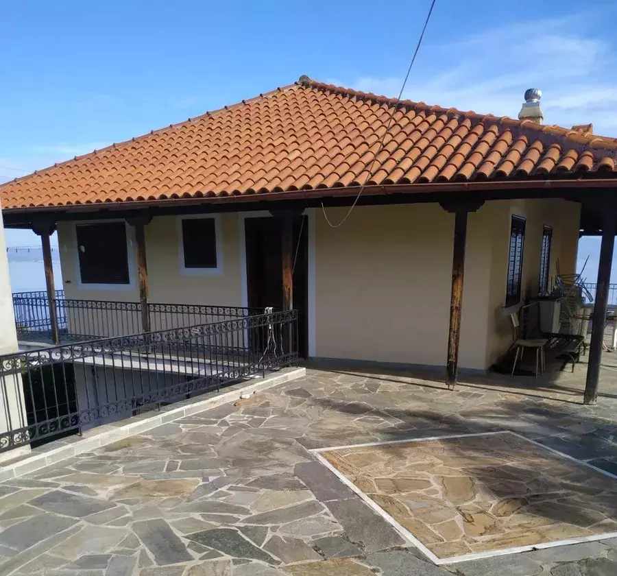 Central Greece Arkitsa House Of 167 Sq.m. On 2 Levels Within A 2800 Sq.m. Plot
