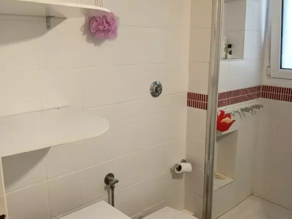 2-bedroom Flat In Saronida, Greece (42 M²)
