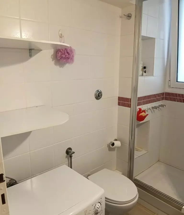 2-bedroom Flat In Saronida, Greece (42 M²)