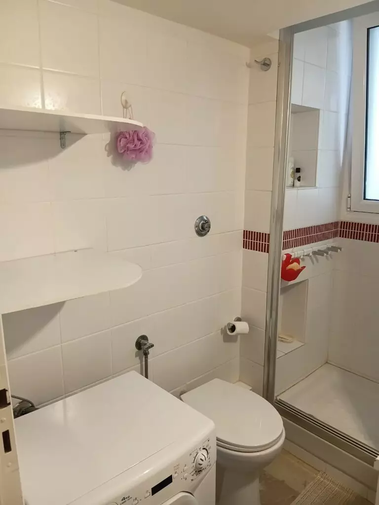 12n150d12q3-cca6fb 2-bedroom Flat In Saronida, Greece (42 M²)