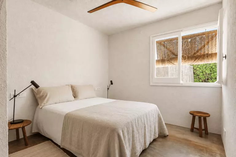 Renovated 4-bedroom Villa With Private Pool And Parking In S’algar, Menorca