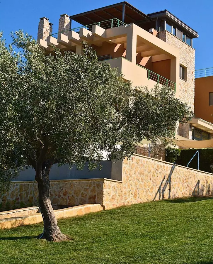 8-bedroom Villa In Anthidonos, Greece (390 M²)