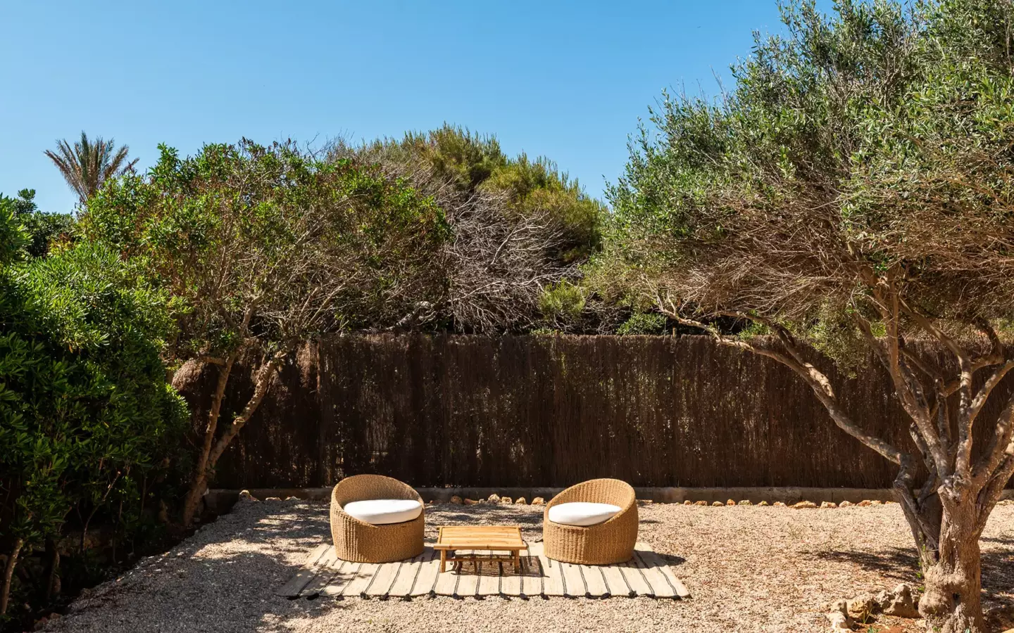 Renovated 4-bedroom Villa With Private Pool And Parking In S’algar, Menorca