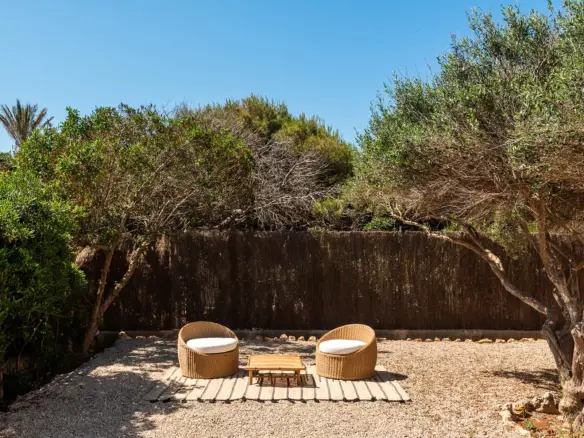 Renovated 4-bedroom Villa With Private Pool And Parking In S’algar, Menorca