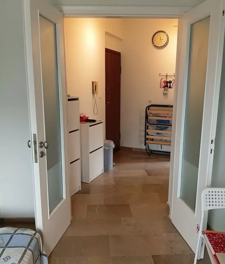 2-bedroom Flat In Saronida, Greece (42 M²)