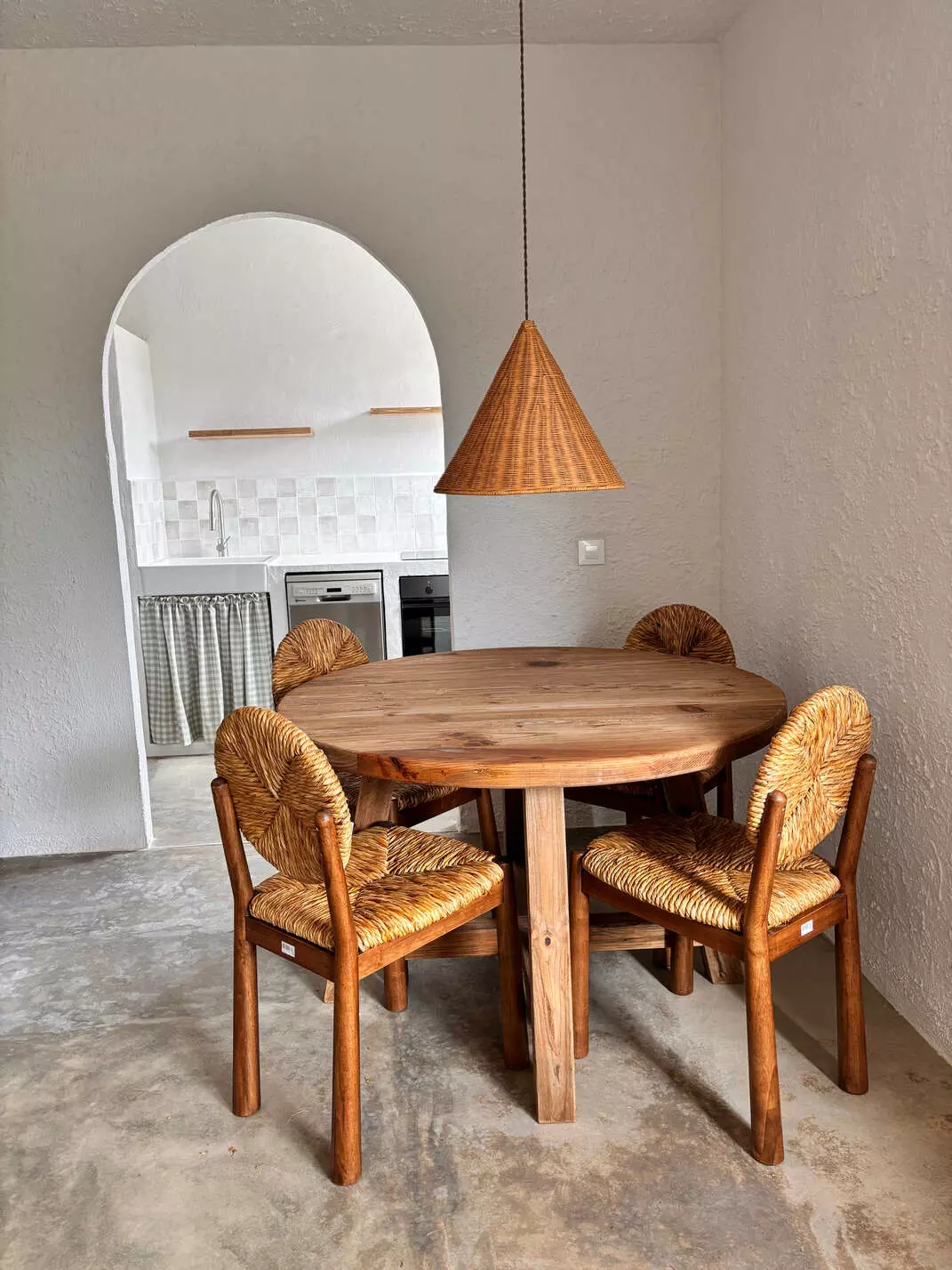 Renovated 4-bedroom Villa With Private Pool And Parking In S’algar, Menorca