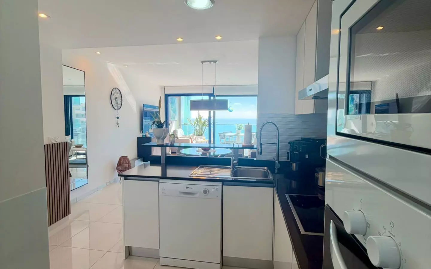 2-bedroom Property In Torrevieja, Spain (96 M²)