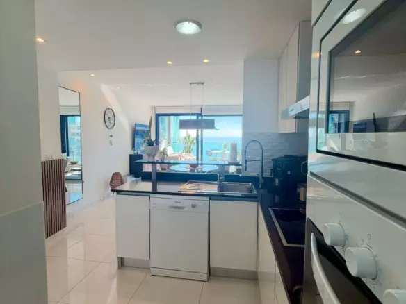 2-bedroom Property In Torrevieja, Spain (96 M²)