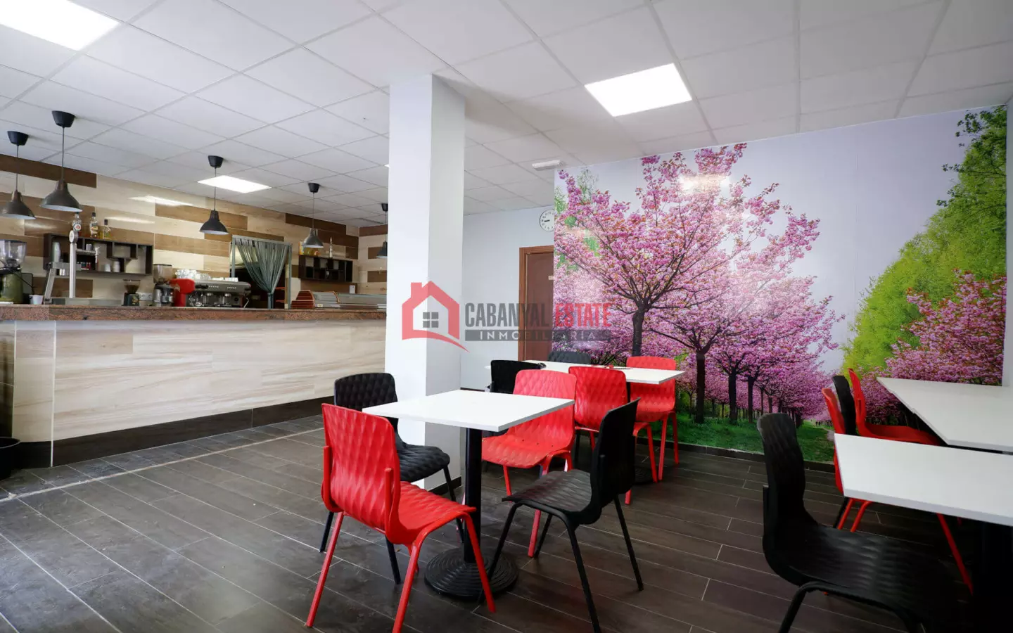 Commercial Premises In Sagunto (134 M²)
