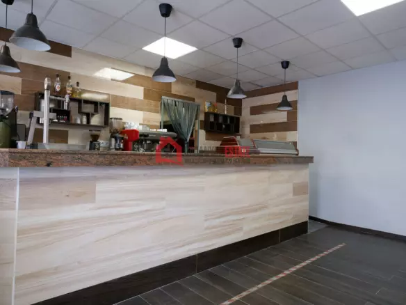 Commercial Premises In Sagunto (134 M²)