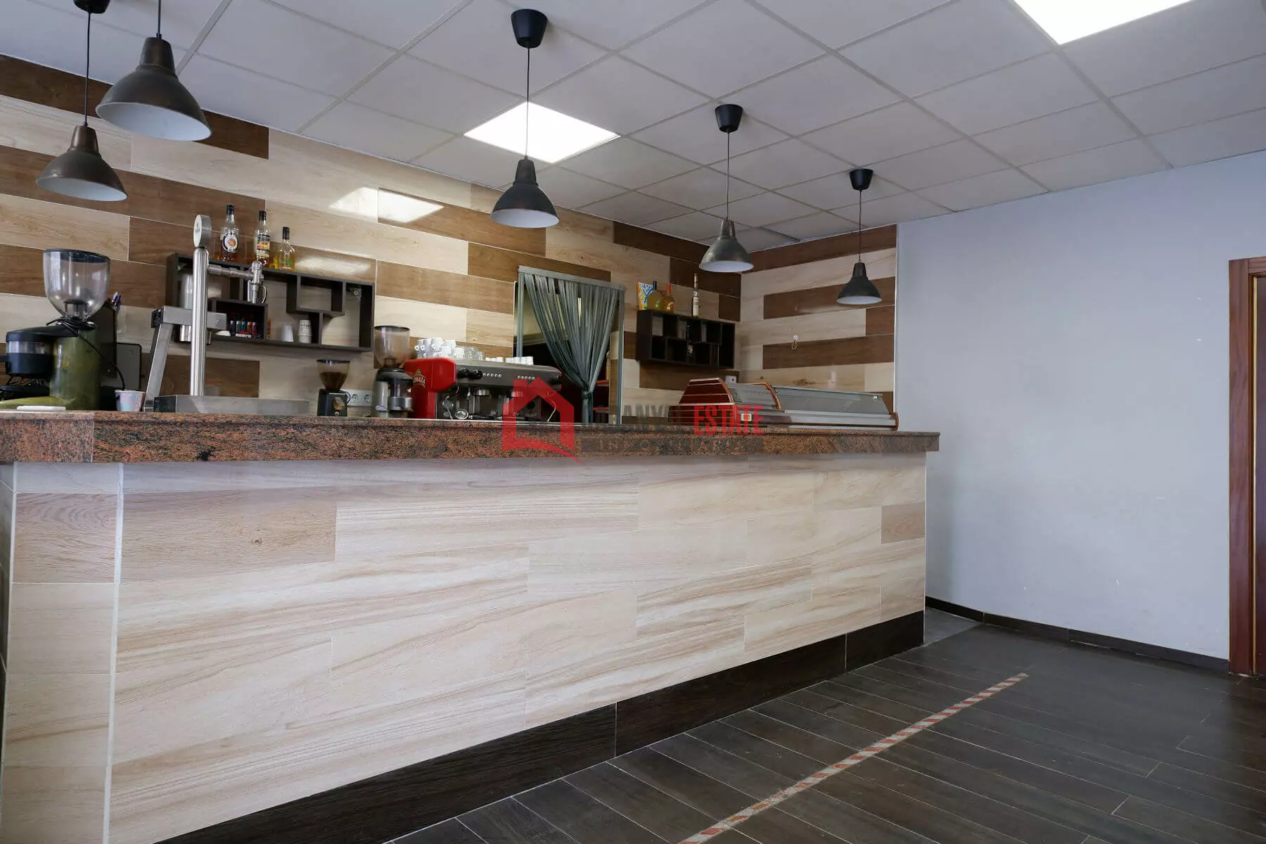 Commercial Premises In Sagunto (134 M²)