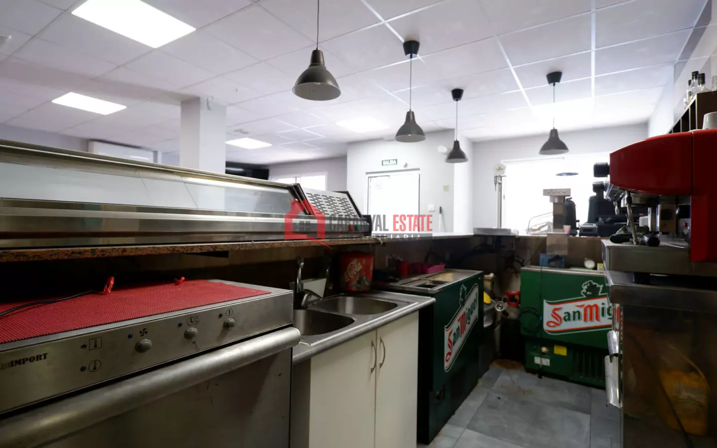 Commercial Premises In Sagunto (134 M²)