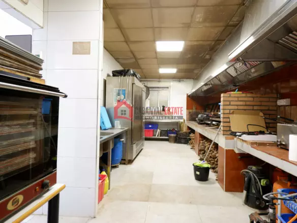 Commercial Premises In Sagunto (134 M²)