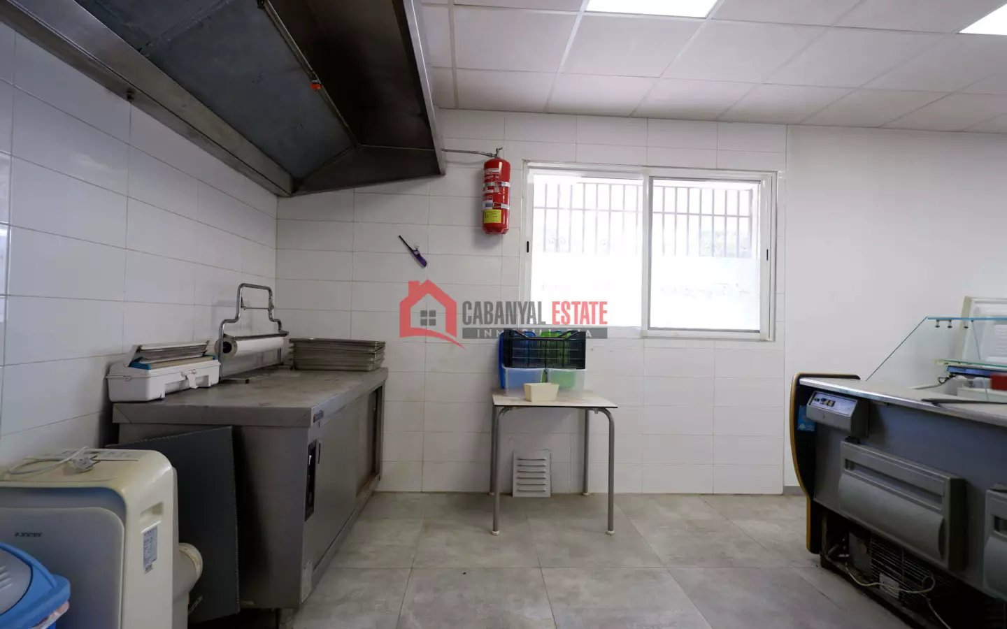 Commercial Premises In Sagunto (134 M²)
