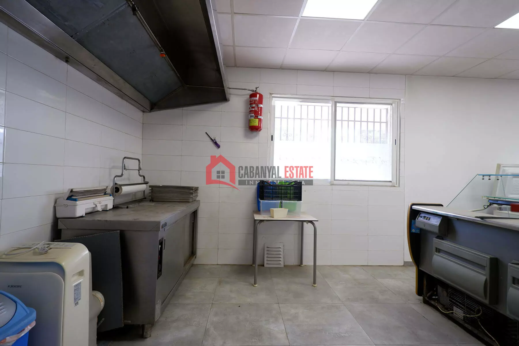 Commercial Premises In Sagunto (134 M²)
