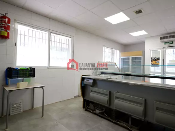 Commercial Premises In Sagunto (134 M²)