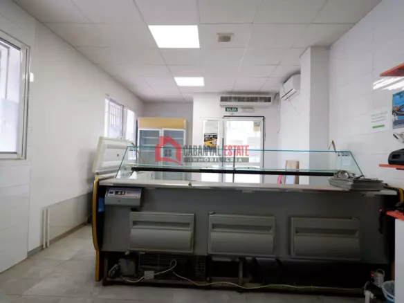 Commercial Premises In Sagunto (134 M²)