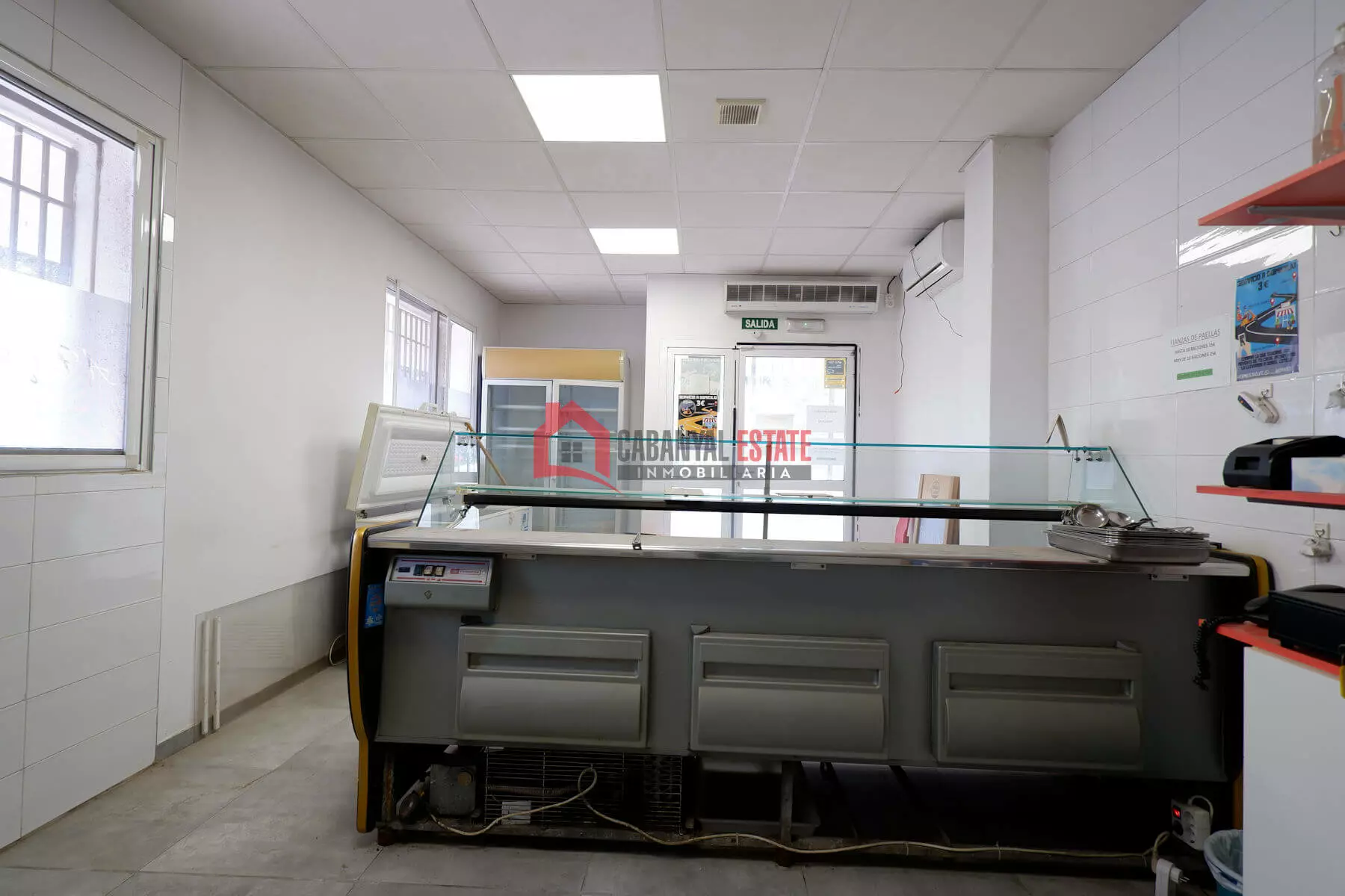 Commercial Premises In Sagunto (134 M²)