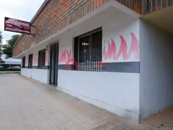 Commercial Premises In Sagunto (134 M²)