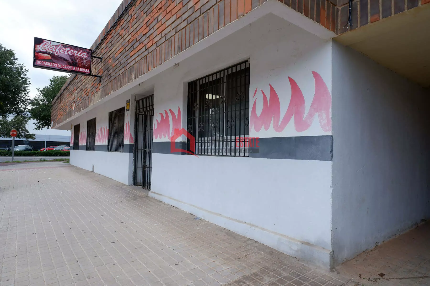 Commercial Premises In Sagunto (134 M²)