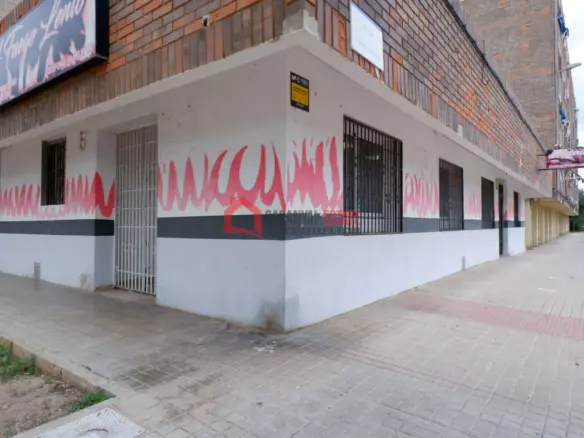Commercial Premises In Sagunto (134 M²)