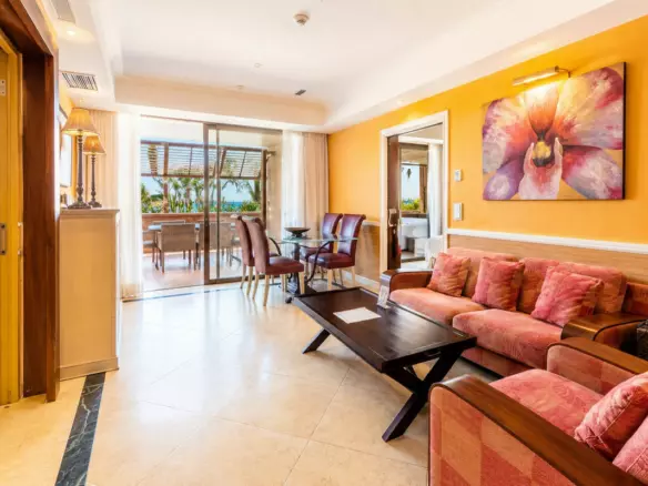 2-bedroom Apartment In Puerto Banús, Spain (149 M²)