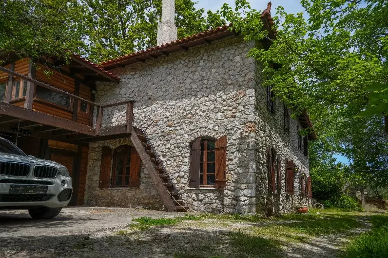 Central Greece Parnassos Villa 250 M2 4 Bedrooms 3 Bathrooms On A Plot Of 15 Acres