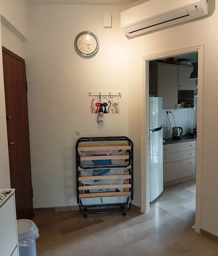 2-bedroom Flat In Saronida, Greece (42 M²)
