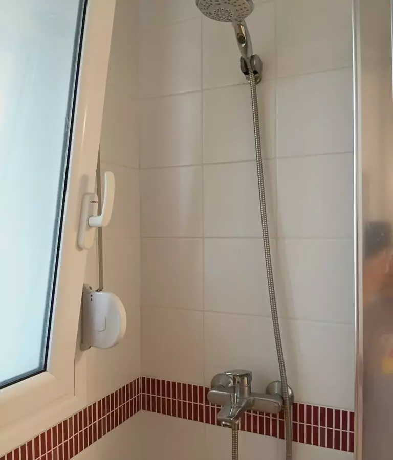2-bedroom Flat In Saronida, Greece (42 M²)