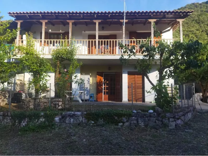 Central Greece Kamena Vourla, Detached House 100 Sq.m.